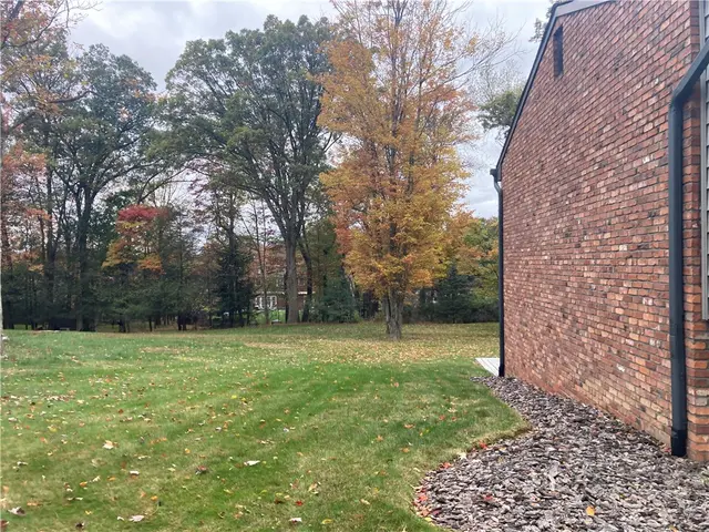 4124 Lee Manor Dr gallery image 29