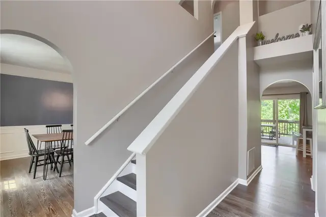 4127 Valleyvue Drive gallery image 10