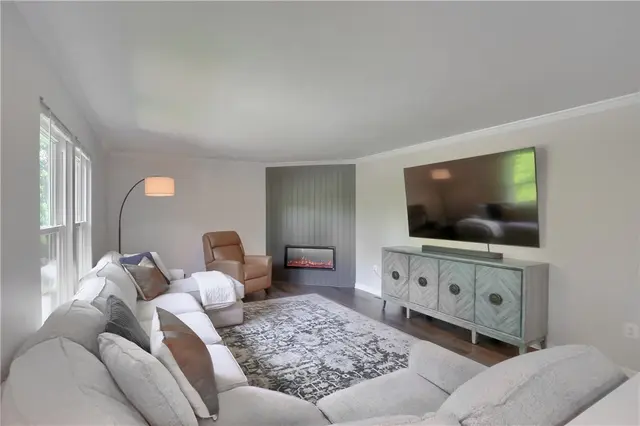 4127 Valleyvue Drive gallery image 14