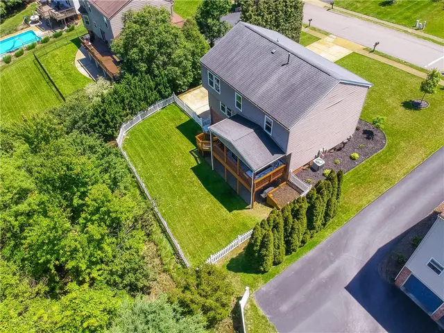 4127 Valleyvue Drive gallery image 18