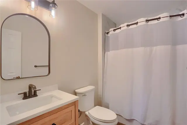 4127 Valleyvue Drive gallery image 35
