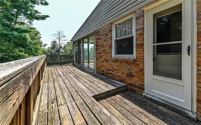 4130 Grandview Dr gallery image 3