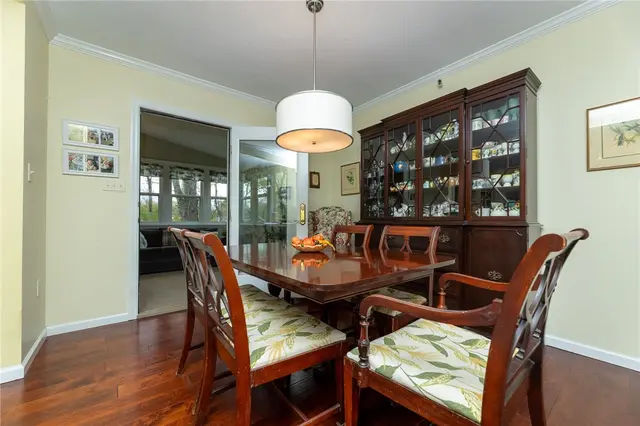 414 Anna Marie Dr gallery image 6