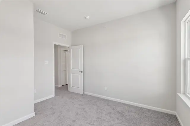 414 Nolan Circle gallery image 5