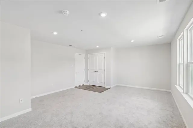 414 Nolan Circle gallery image 10