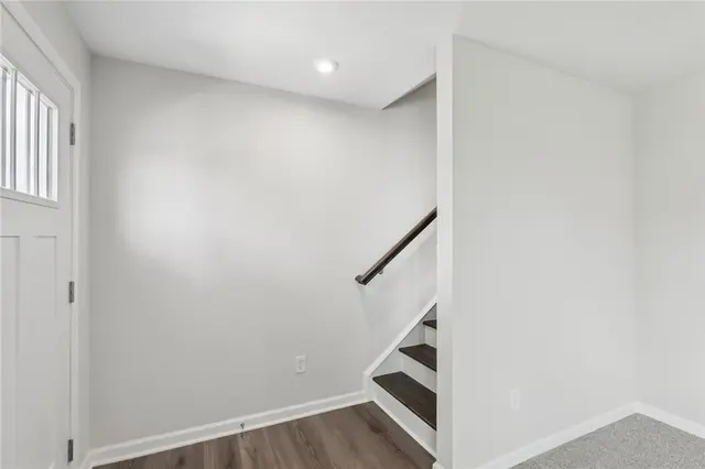 414 Nolan Circle gallery image 32