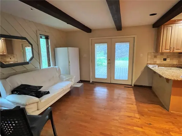 415 CANTERBURY TRAIL gallery image 48
