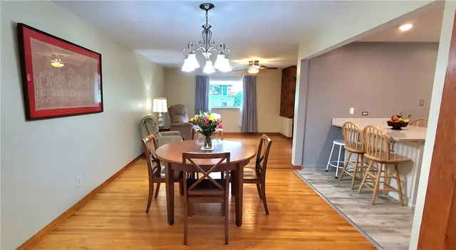 415 Hunter Dr gallery image 39