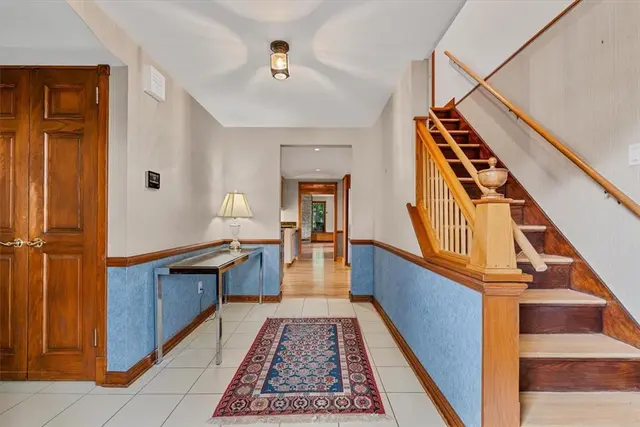 4151 Timberlane Dr gallery image 3