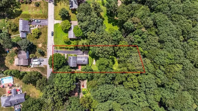 4151 Timberlane Dr gallery image 6