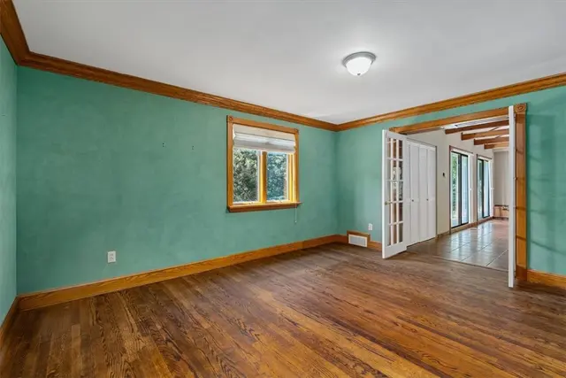 4151 Timberlane Dr gallery image 16