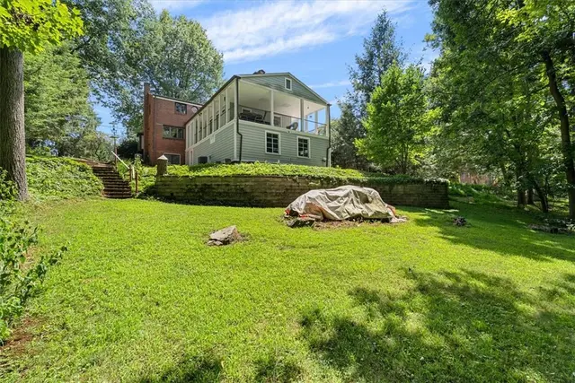 4151 Timberlane Dr gallery image 18