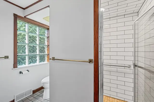 4151 Timberlane Dr gallery image 28
