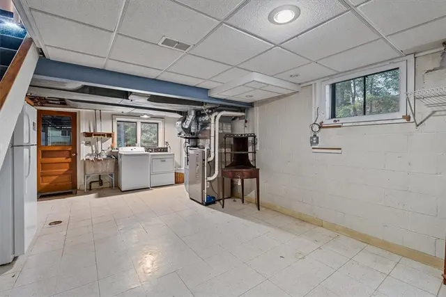 4151 Timberlane Dr gallery image 38