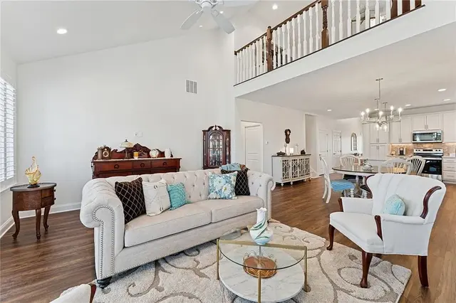 416 Freedom Dr gallery image 14