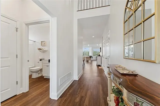 416 Freedom Dr gallery image 18
