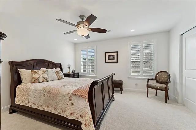 416 Freedom Dr gallery image 26