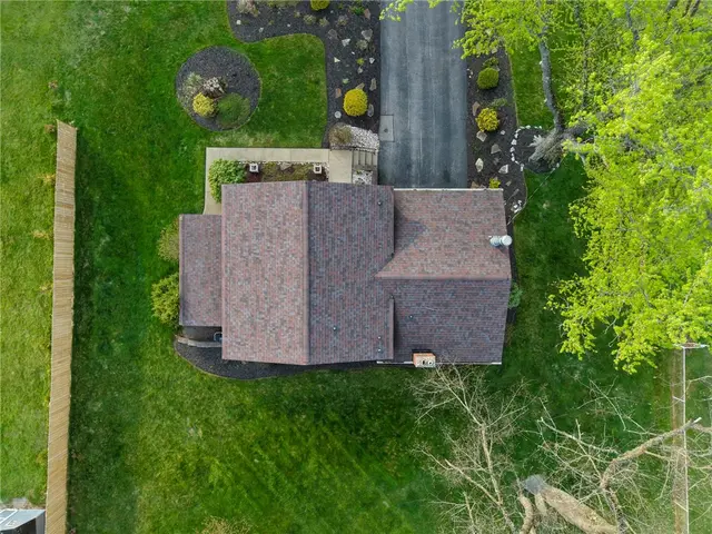 4166 Timberlane Dr gallery image 8
