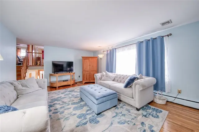 4166 Timberlane Dr gallery image 18