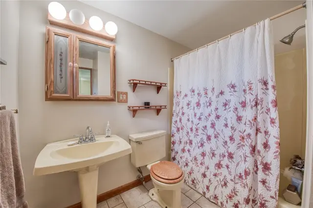 4166 Timberlane Dr gallery image 20