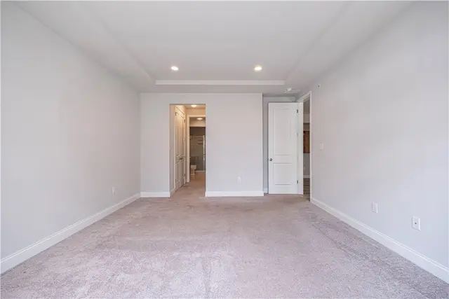 417 Roebling Ct gallery image 10