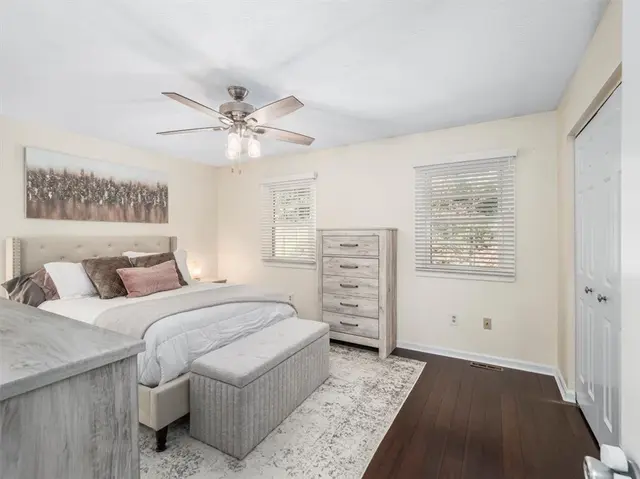 417 Ten Point Ln gallery image 2