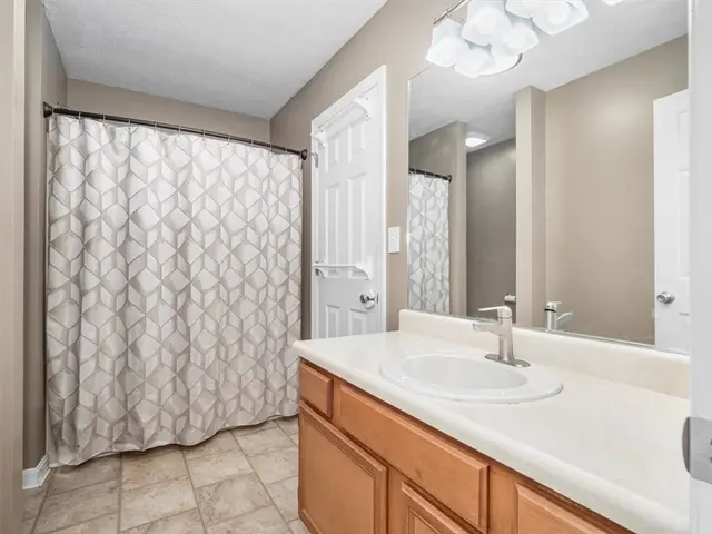 417 Ten Point Ln gallery image 3