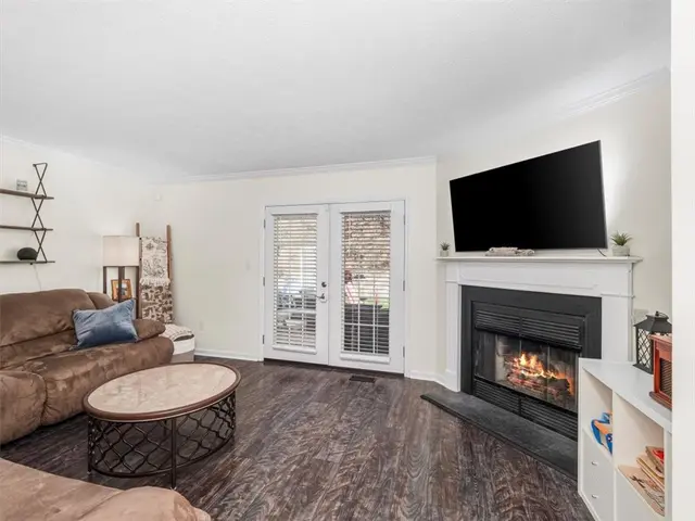 417 Ten Point Ln gallery image 7