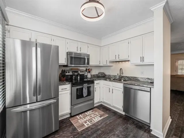 417 Ten Point Ln gallery image 9