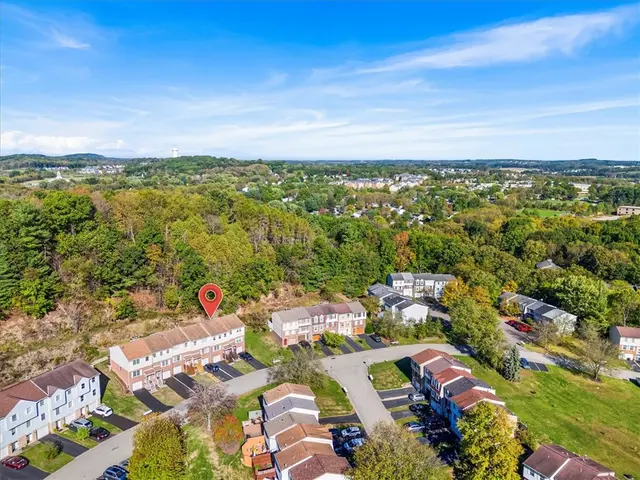 417 Ten Point Ln gallery image 16