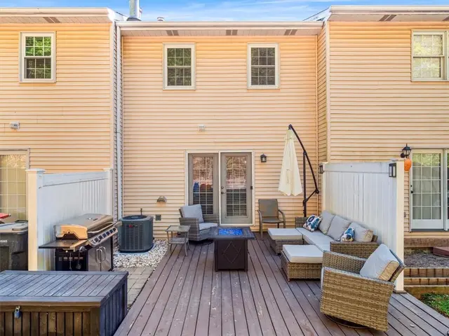 417 Ten Point Ln gallery image 17