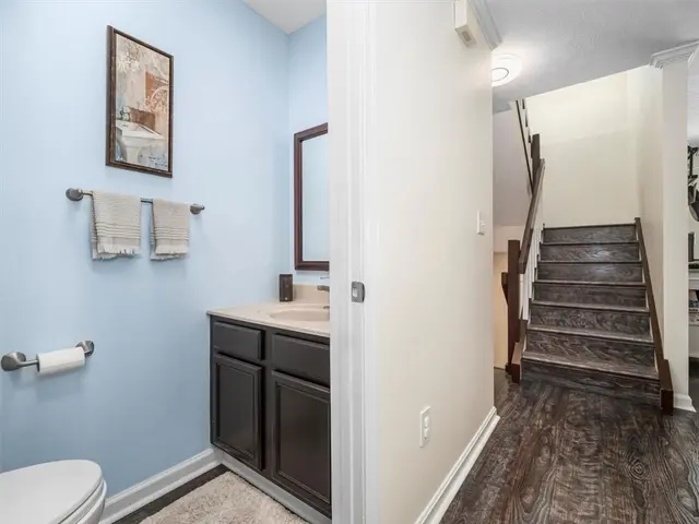 417 Ten Point Ln gallery image 20