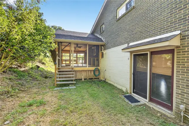 418 Hunter gallery image 9