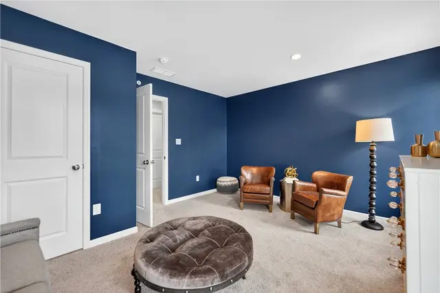 419 Roebling Ct gallery image 10