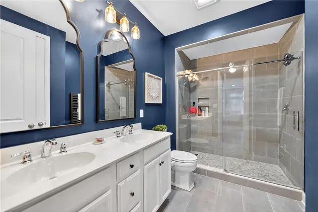 419 Roebling Ct gallery image 26