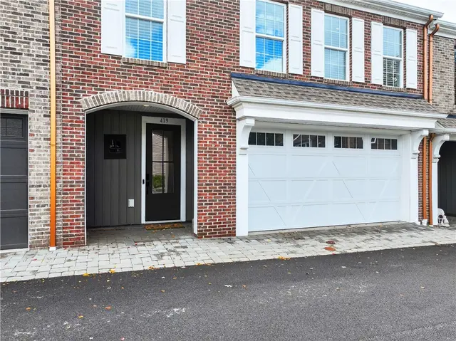 419 Roebling Ct gallery image 39