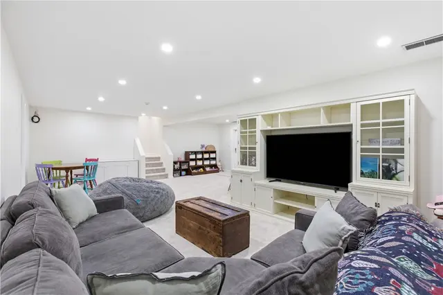 4191 Rothschild Ct gallery image 9