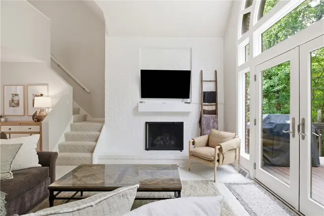 4191 Rothschild Ct gallery image 22