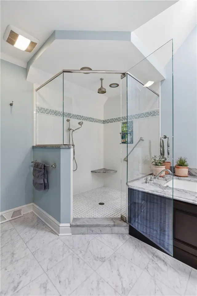 4191 Rothschild Ct gallery image 29