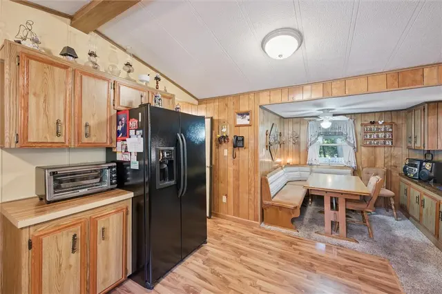 421 Perry Cir gallery image 7