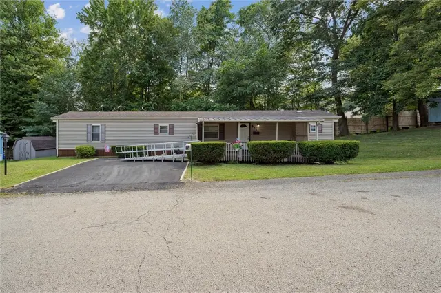 421 Perry Cir