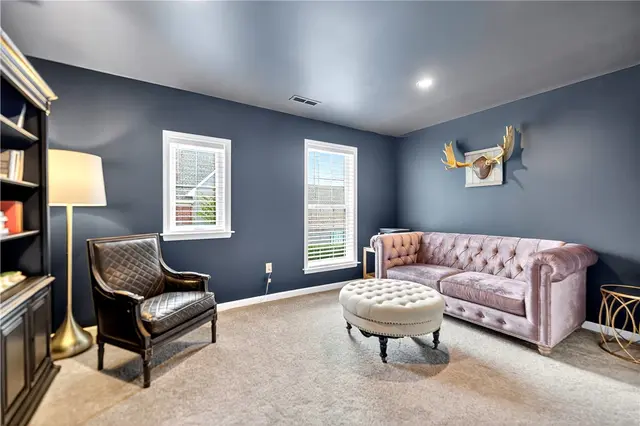 421 Roebling Ct gallery image 24