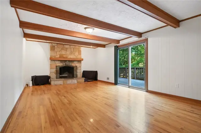 4219 Wembleton Dr gallery image 2