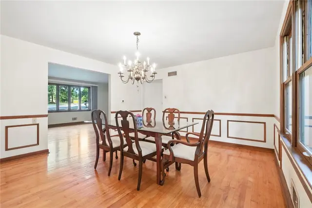 4219 Wembleton Dr gallery image 28