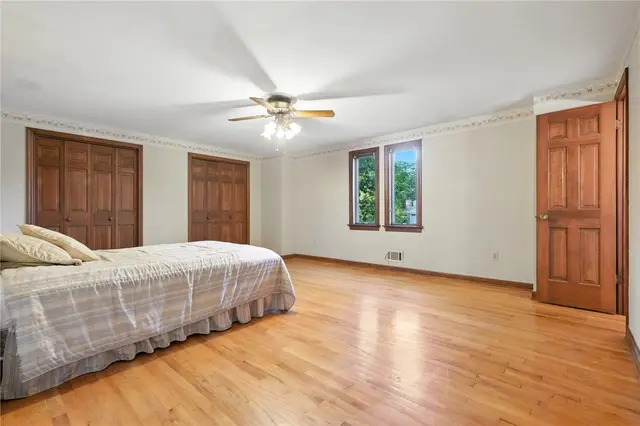 4219 Wembleton Dr gallery image 17