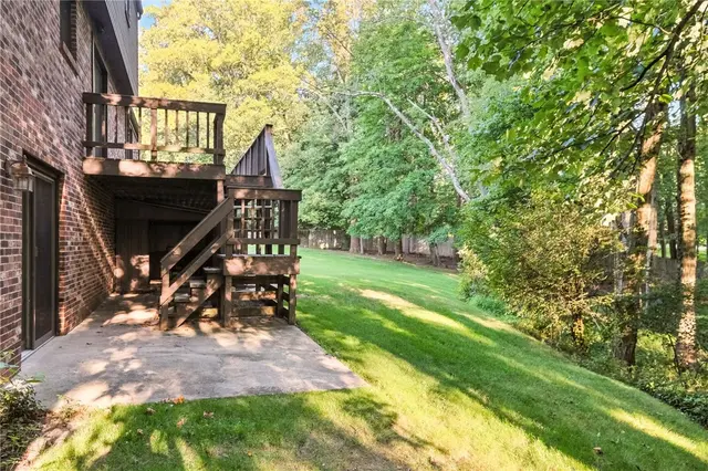 4219 Wembleton Dr gallery image 31