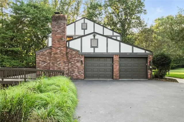 4219 Wembleton Dr gallery image 21