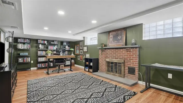 422 Wimer Dr gallery image 41