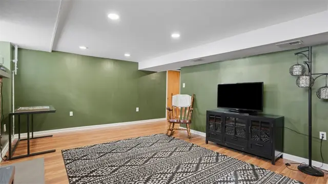 422 Wimer Dr gallery image 43
