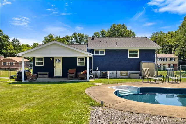 4221 El Rancho Dr gallery image 27